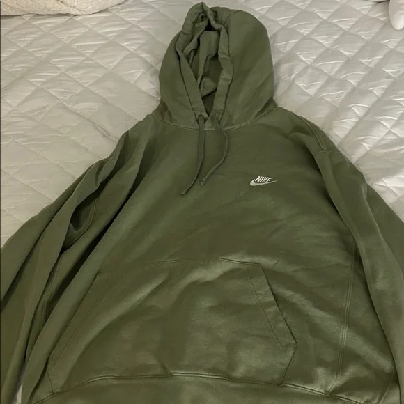 Nike Men's Olive Hoodie Sweater - Picture 1 of 1